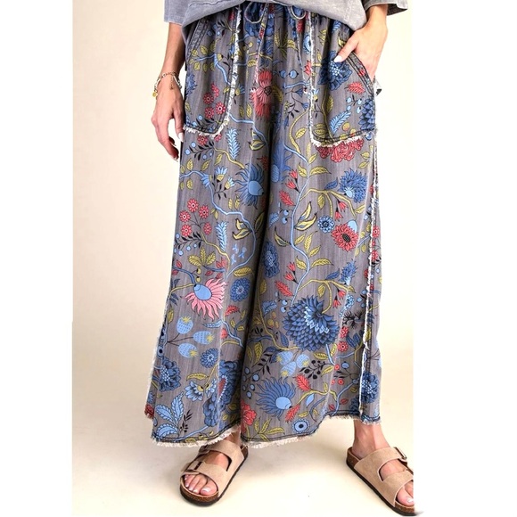 Anthropologie Easel Gray Top and Floral Wide-Leg Pants - Picture 2 of 4
